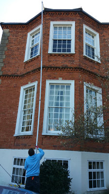 Cleaning gutters in South London